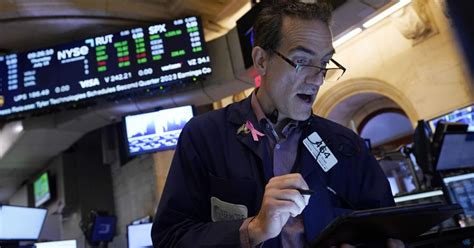 Stock market today: Wall Street climbs again to tack more onto its big rally for the year